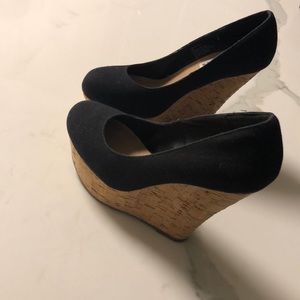 Sz8 Steve Madden closed toe black espadrilles!